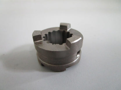 NEW OEM 52-63314 Mercury Quicksilver Clutch Dog 0820