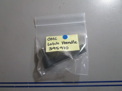 *NEW OEM* 0810 OMC Johnson Evinrude Latch Handle 395910 0395910