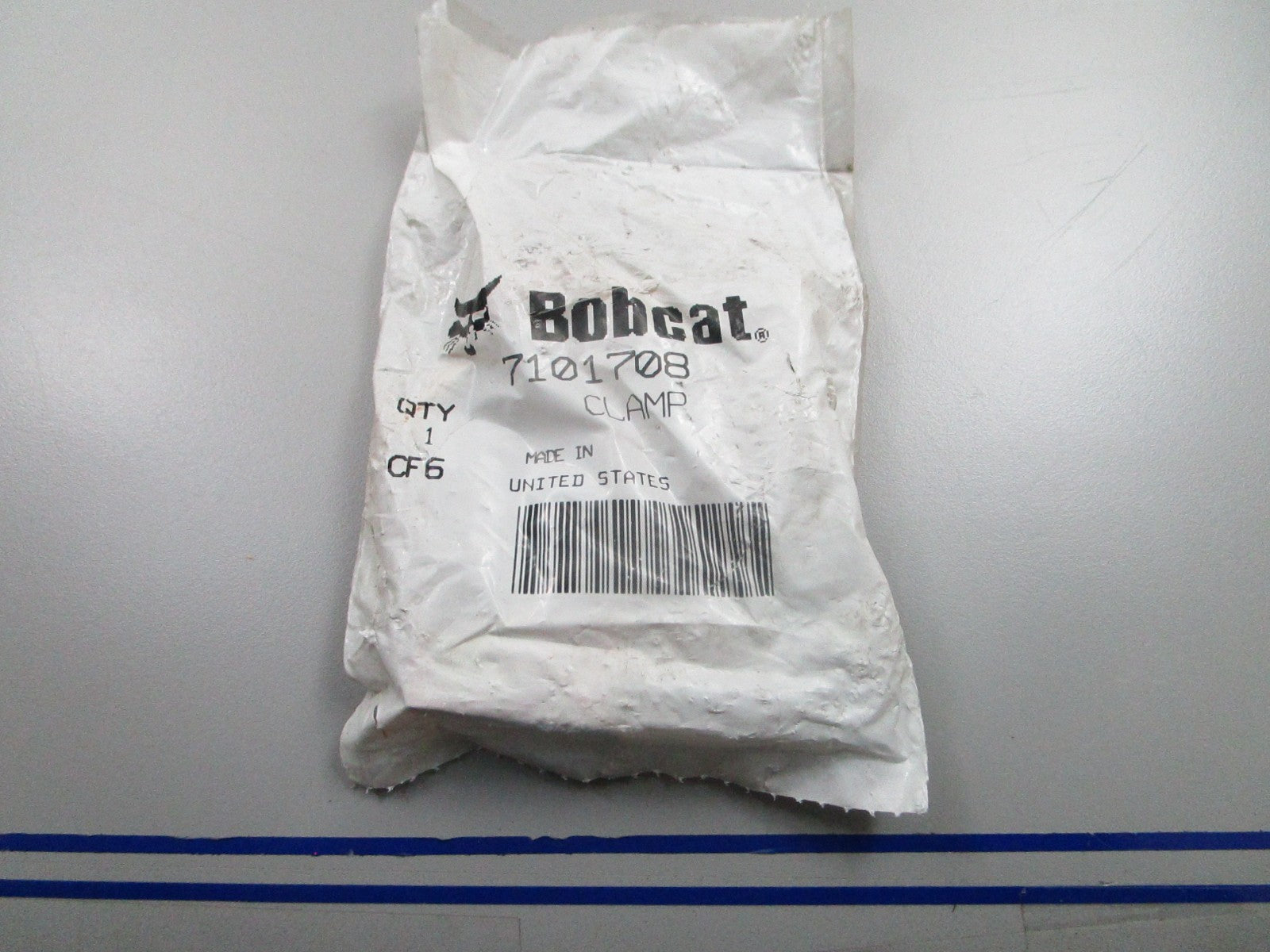 *NEW OEM* 0810 Bobcat Clamp 7101708