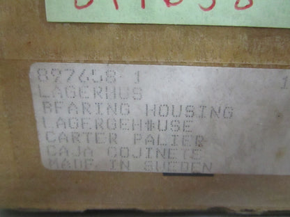 *NEW OEM* 0820 Volvo Penta Bearing Housing 897658