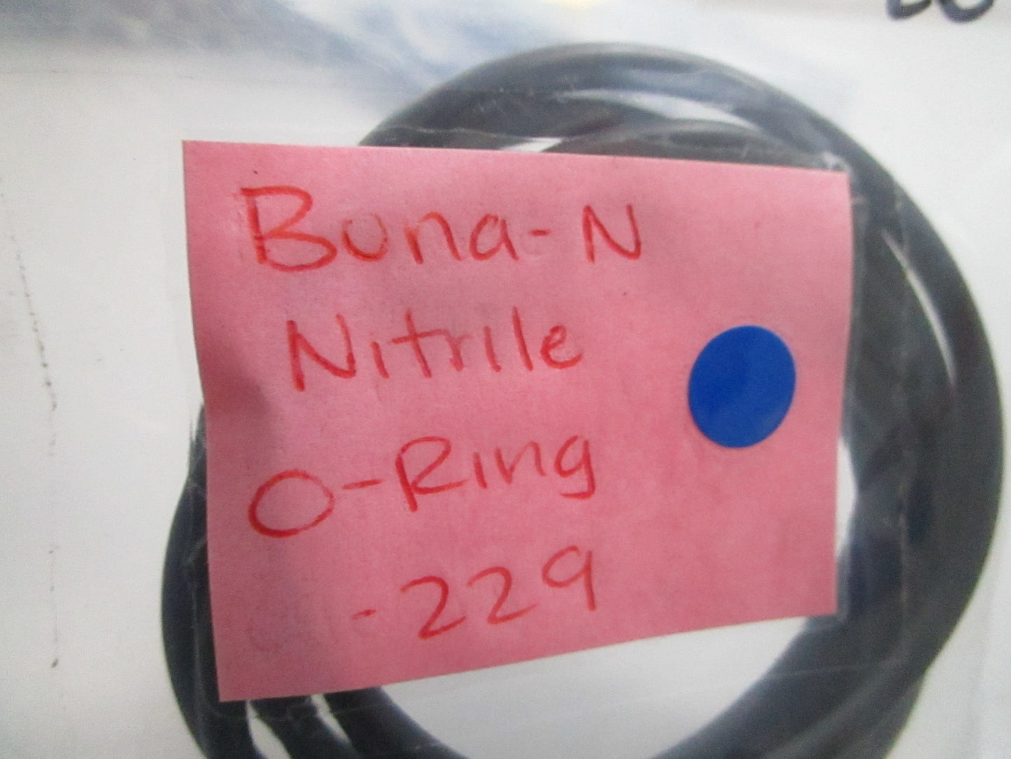 *NEW* (LOT OF 6) 0810 Buna-N Nitrile O-Ring -229