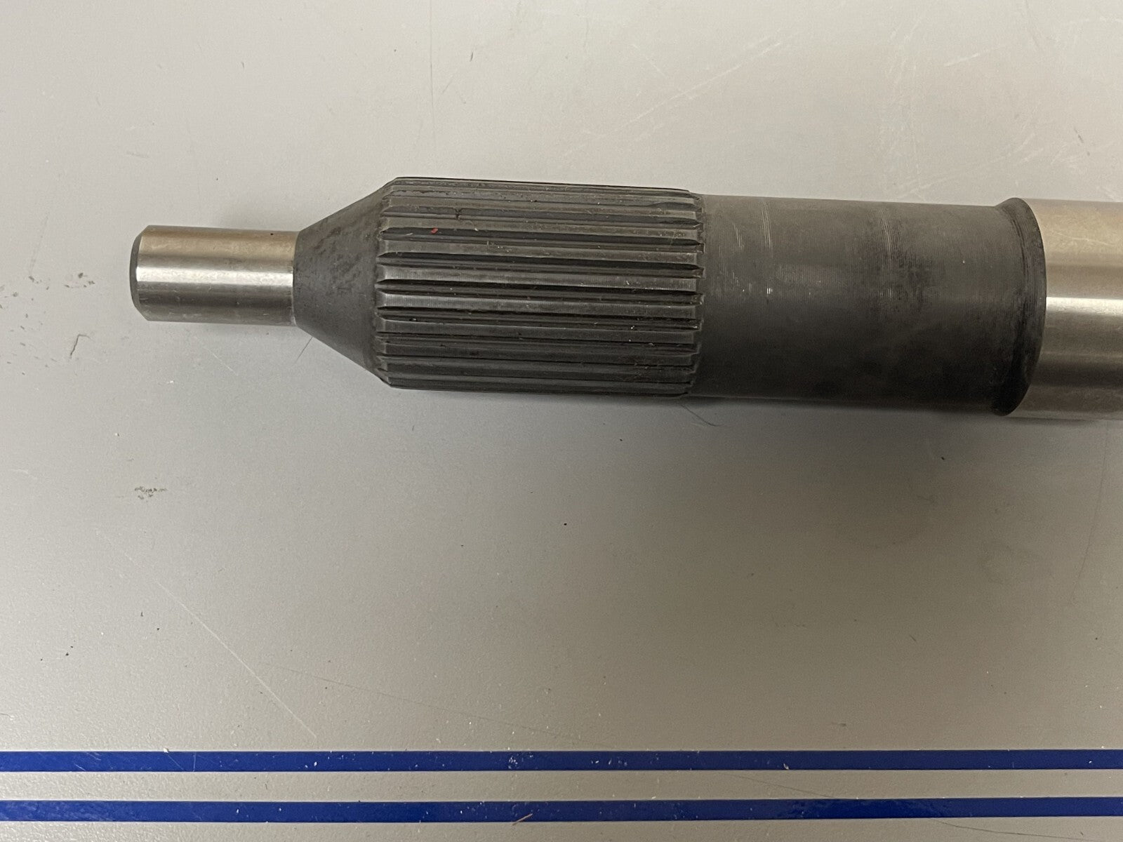 *NEW OEM* 0670 Volvo Penta Bell Housing Shaft 853340
