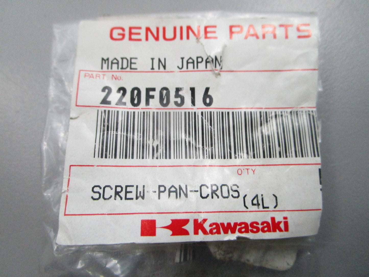 NEW OEM Kawasaki 220F0516 Pan Cross Screw 0810