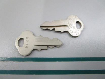 NEW OEM (LOT OF 2) 501614 0501614 OMC Johnson Evinrude KF99 Ignition Key 0810