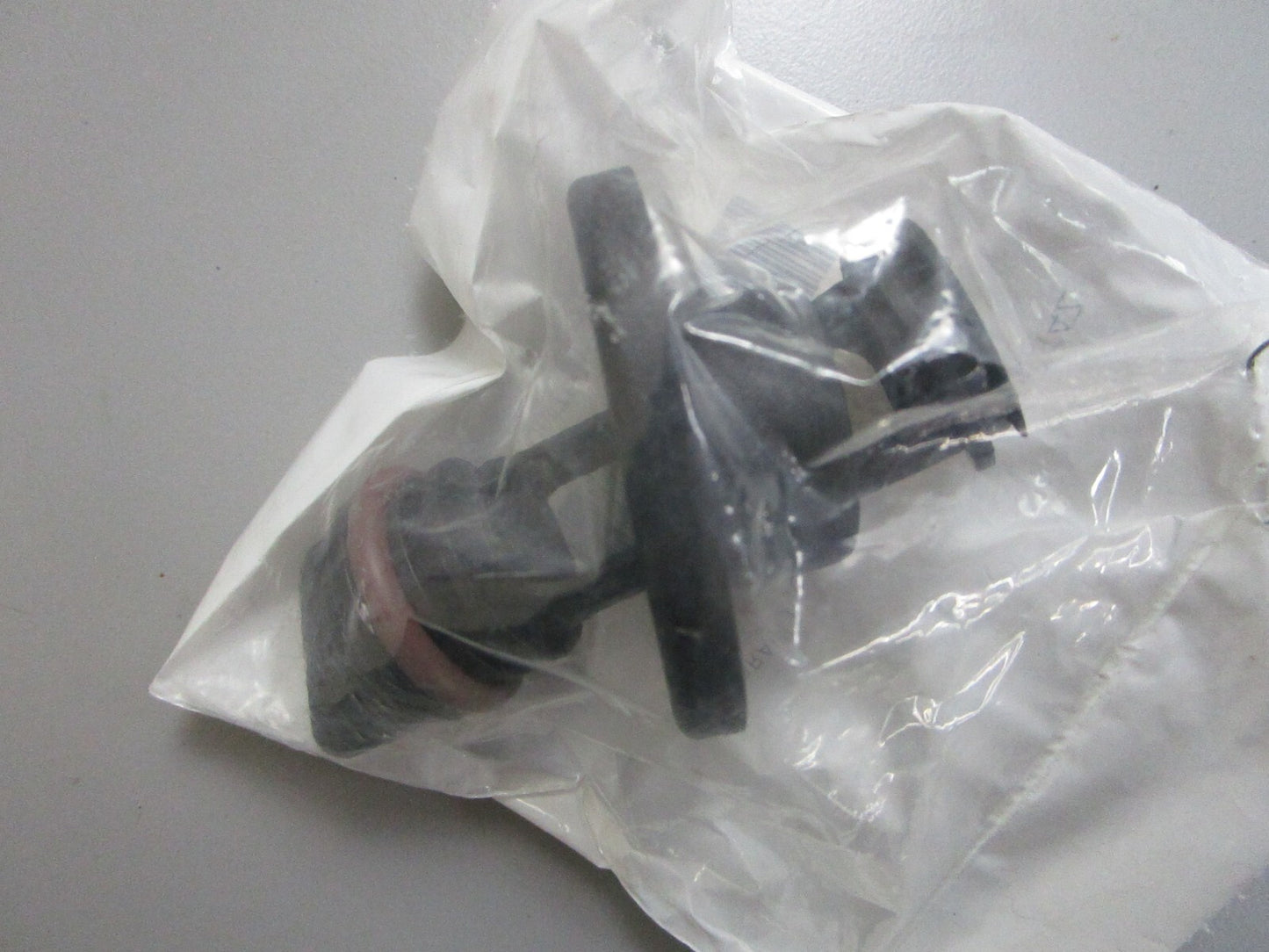 *NEW OEM* 0810 Yamaha Drain Plug F2D-U2280-10