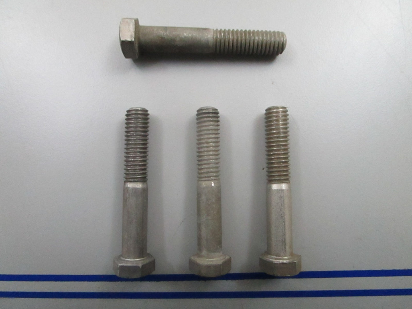 *NEW OEM* (LOT OF 4) 0810 OMC Johnson Evinrude Screw 317968 0317968
