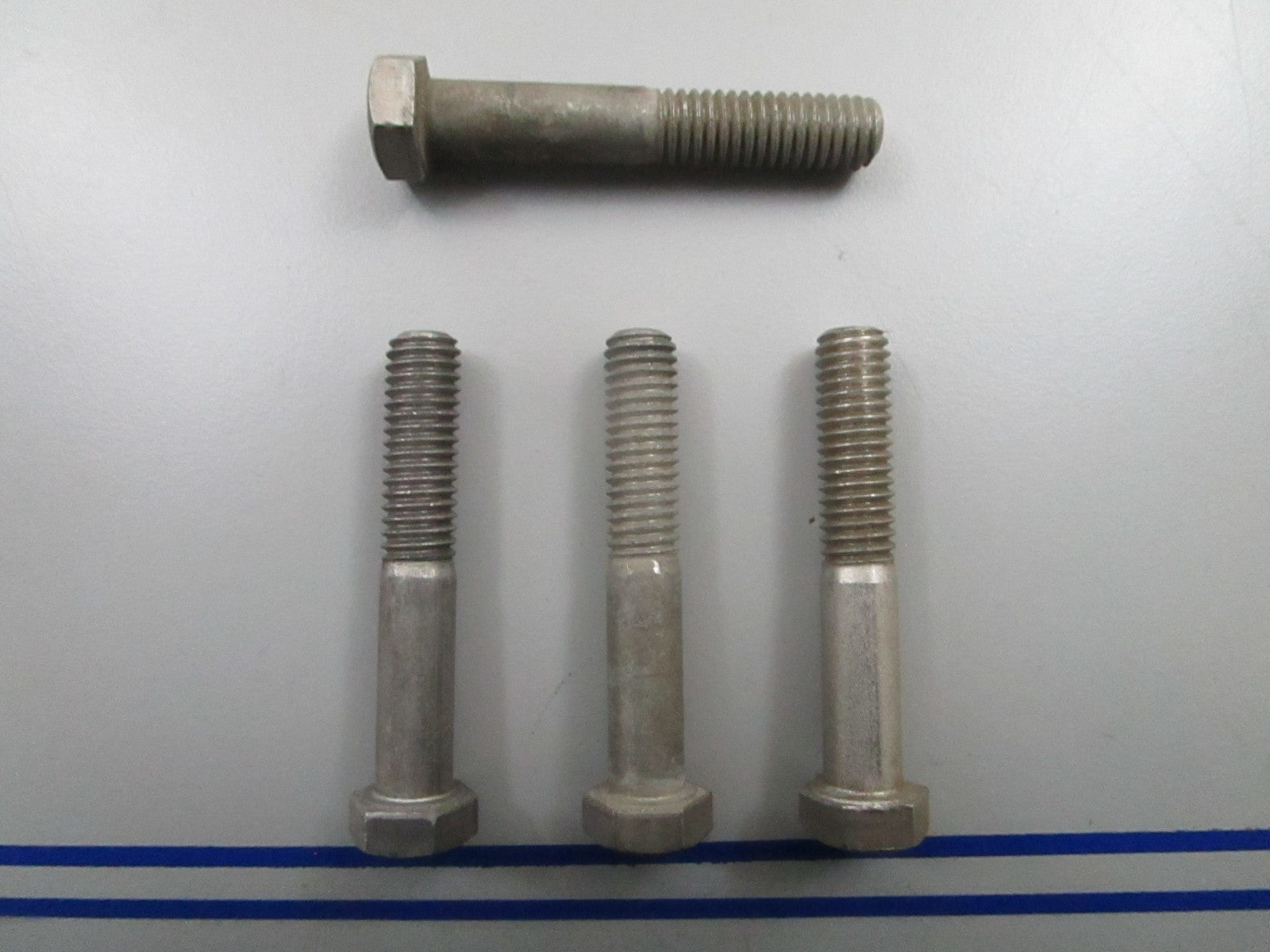 *NEW OEM* (LOT OF 4) 0810 OMC Johnson Evinrude Screw 317968 0317968