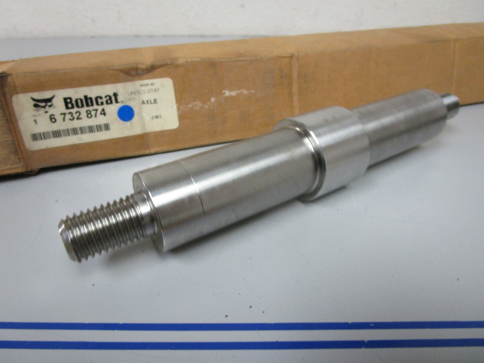 *NEW OEM* 0720 Bobcat Axle 6732874
