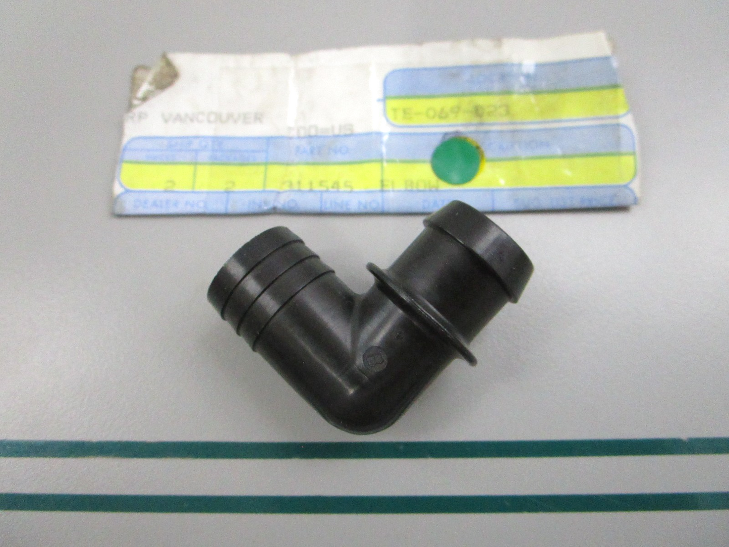 NEW OEM 311545 0311545 OMC Johnson Evinrude Elbow 0810