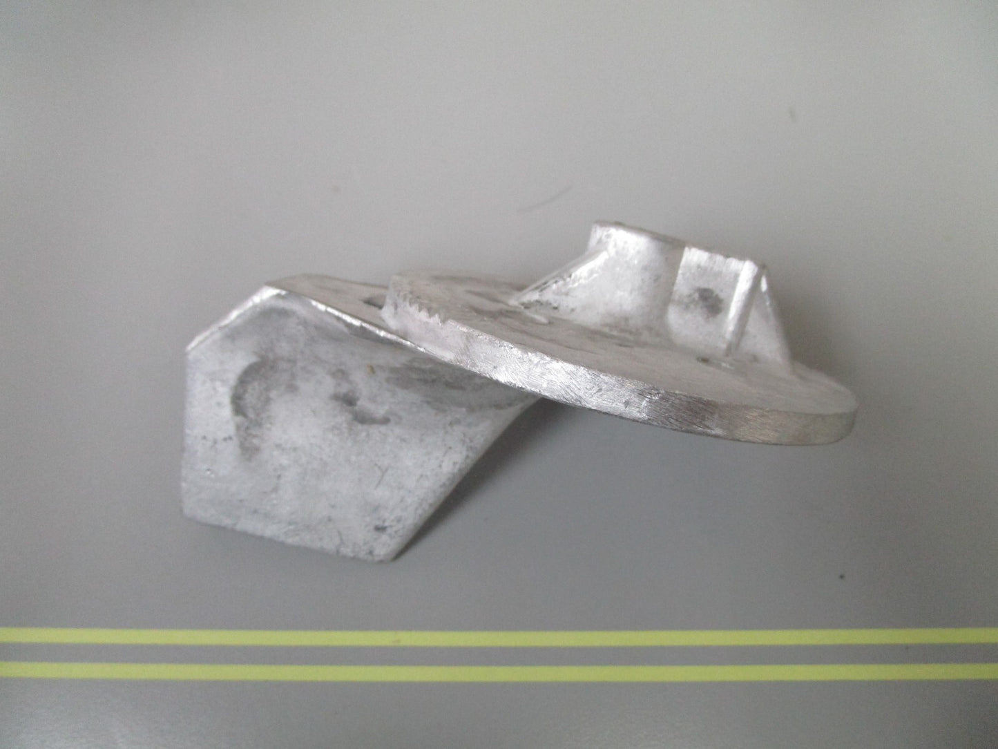 *NEW OEM* 0810 Mercury Quicksilver Trim Tab Anode 822777Q1 822777-2