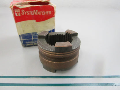 NEW OEM 914714 0914714 OMC Johnson Evinrude Clutch Dog 0810