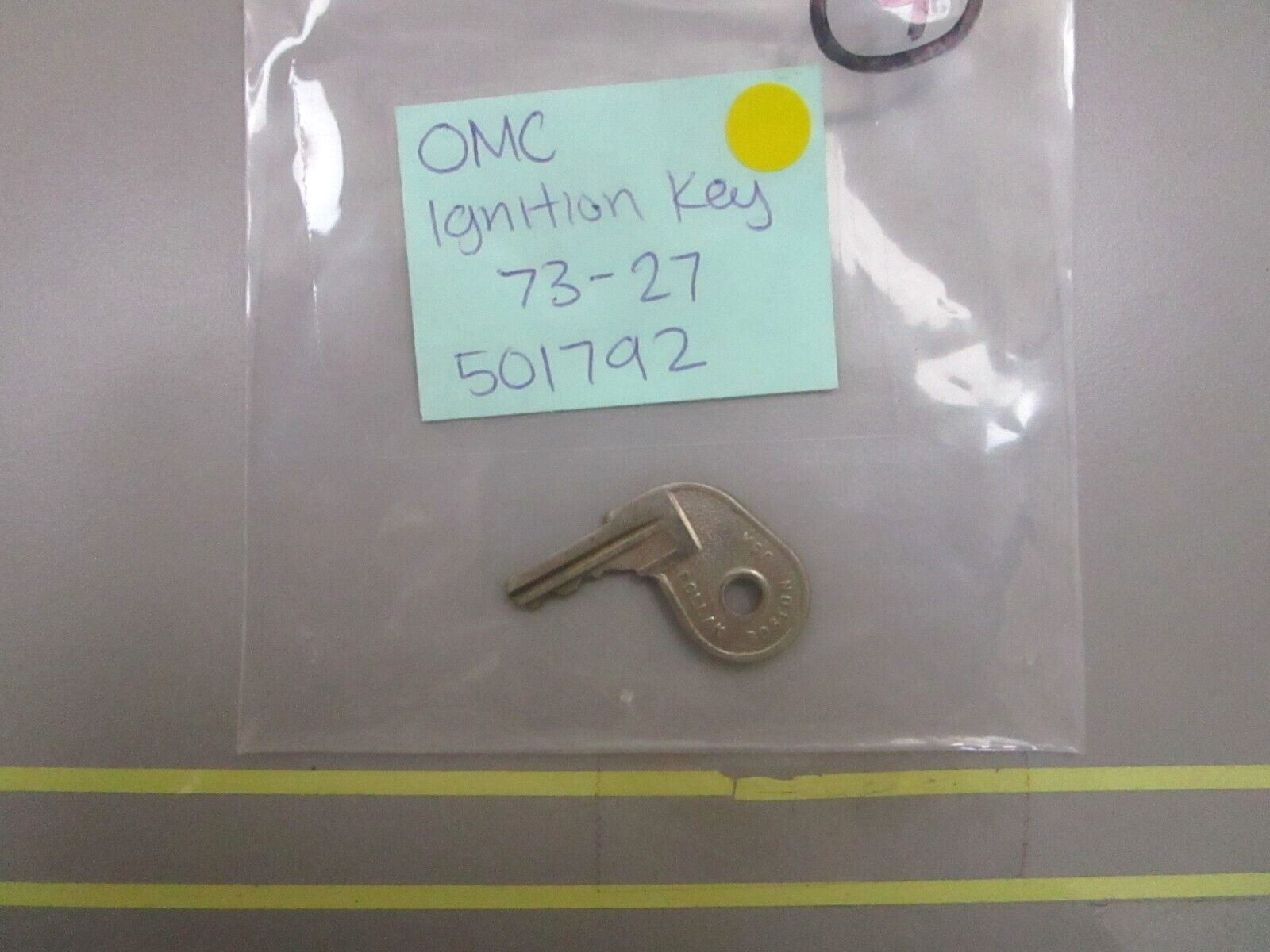 *NEW OEM* 0810 OMC Johnson Evinrude Ignition Key 73-27 501792 0501792