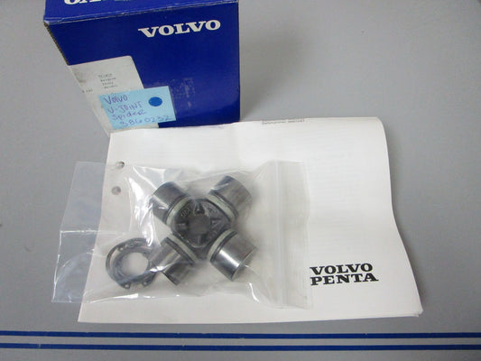*NEW OEM* 0820 Volvo Penta U-Joint Spider 3860232