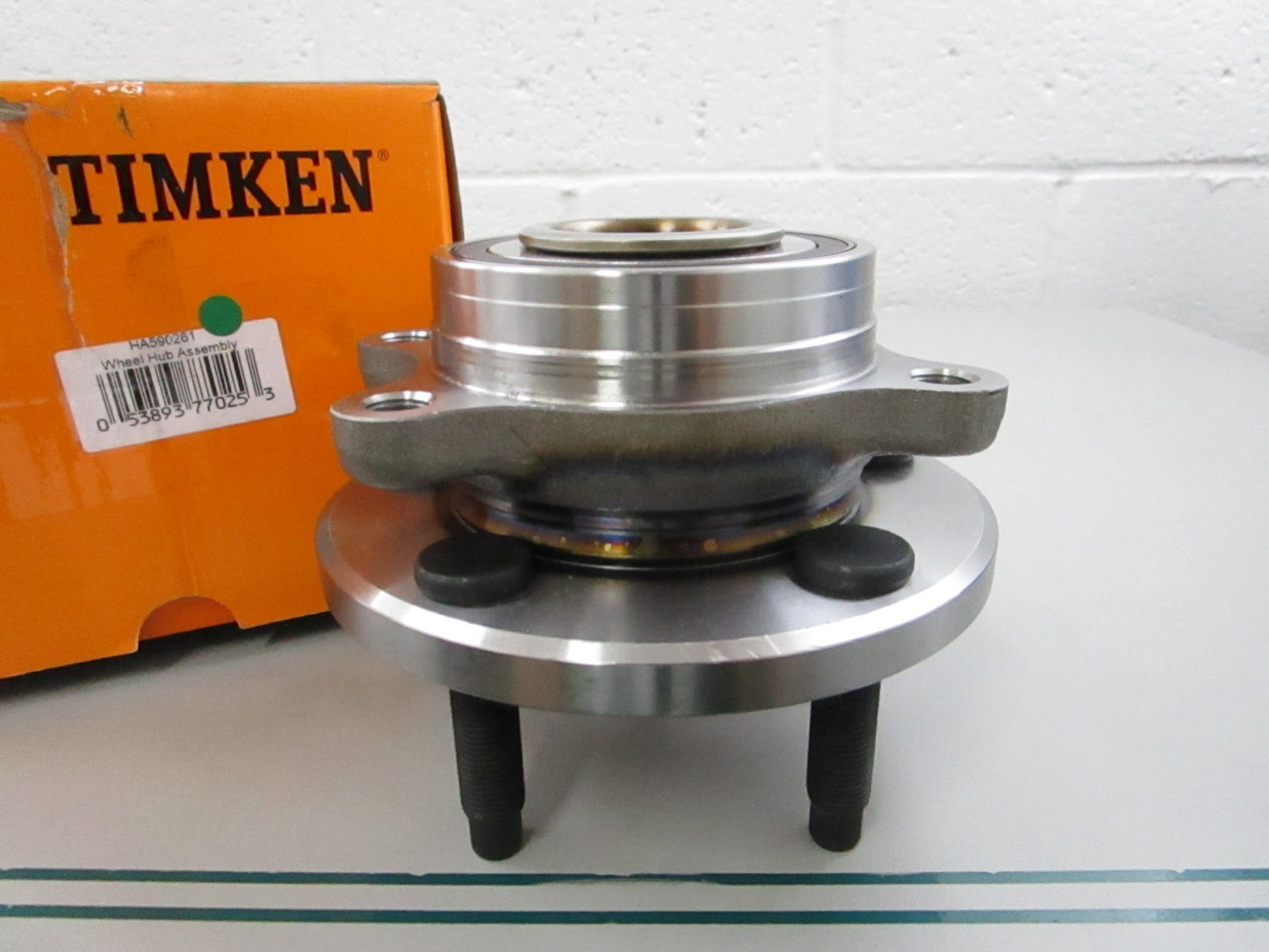 NEW HA590261 Timken Wheel Hub Assembly 0810
