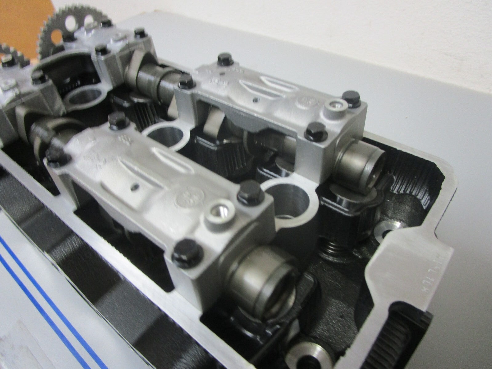 *NEW OEM* 0720 Yamaha Wave Runner Cylinder Head 6EY-11110-00-00