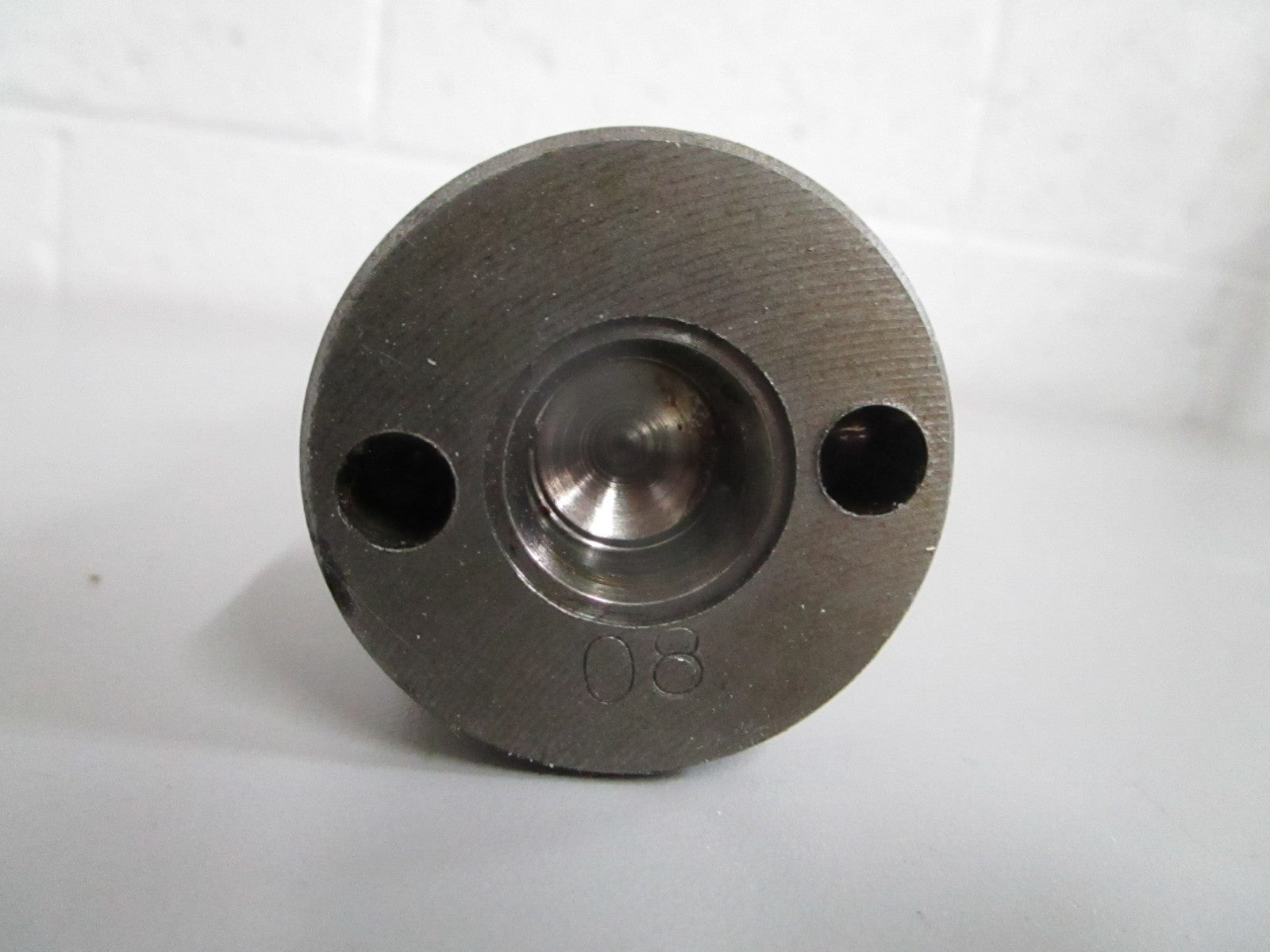 NEW OEM 6170510801 Mercedes-Benz Camshaft 0820
