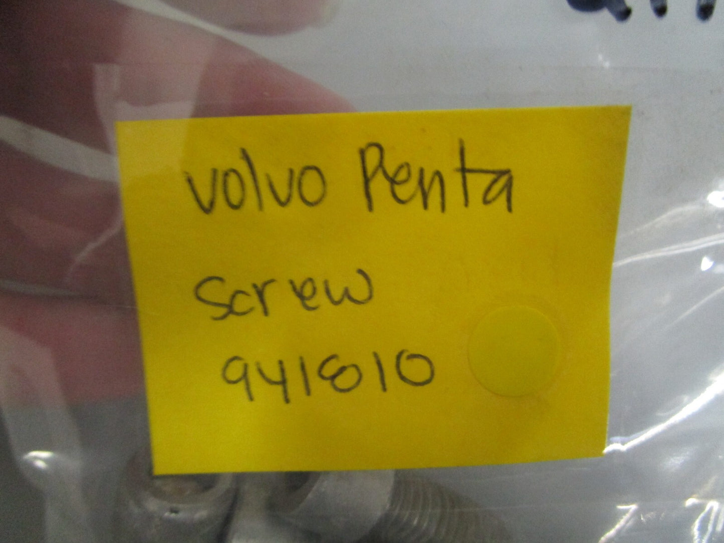 *NEW OEM* 0750 Volvo Penta SCREW 941810