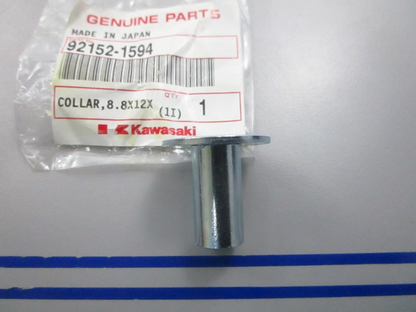 NEW OEM 92152-1594 Kawasaki Collar 0810