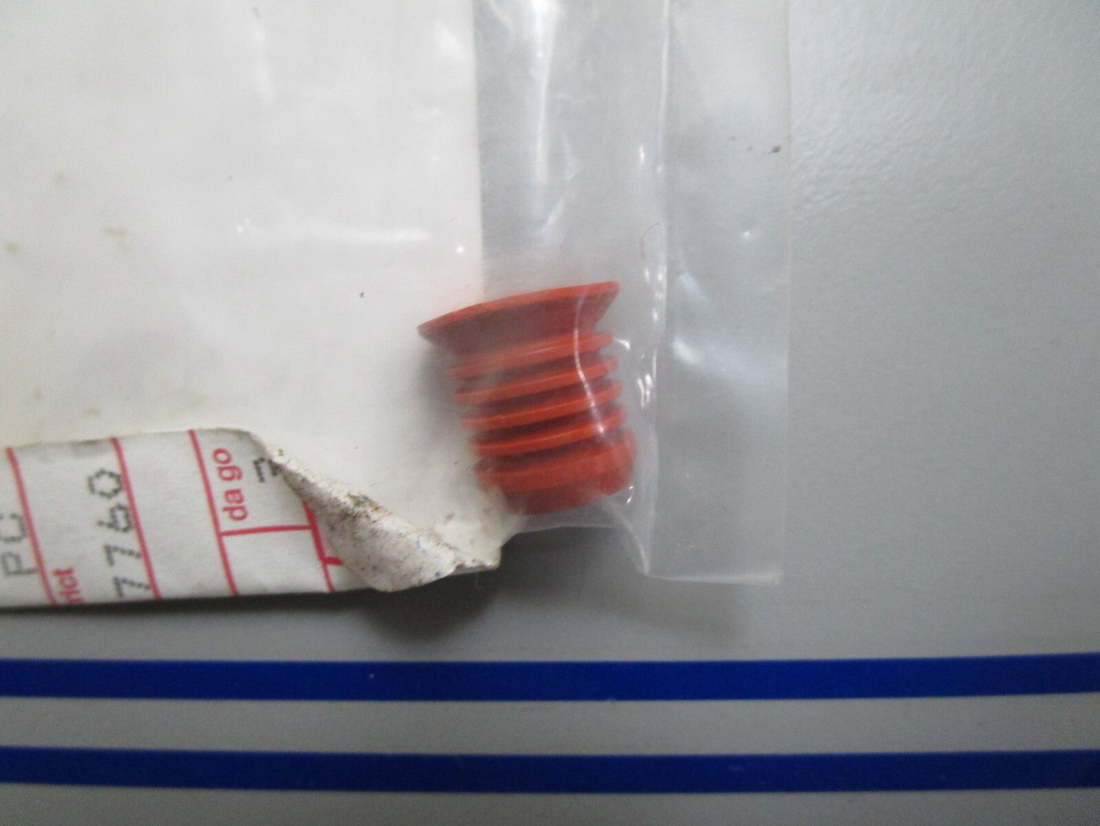 *NEW OEM* 0720 Volvo Penta Seal 3858988