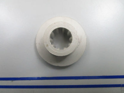 *NEW OEM* 0810 Mercury Quicksilver Thrust Hub 851281