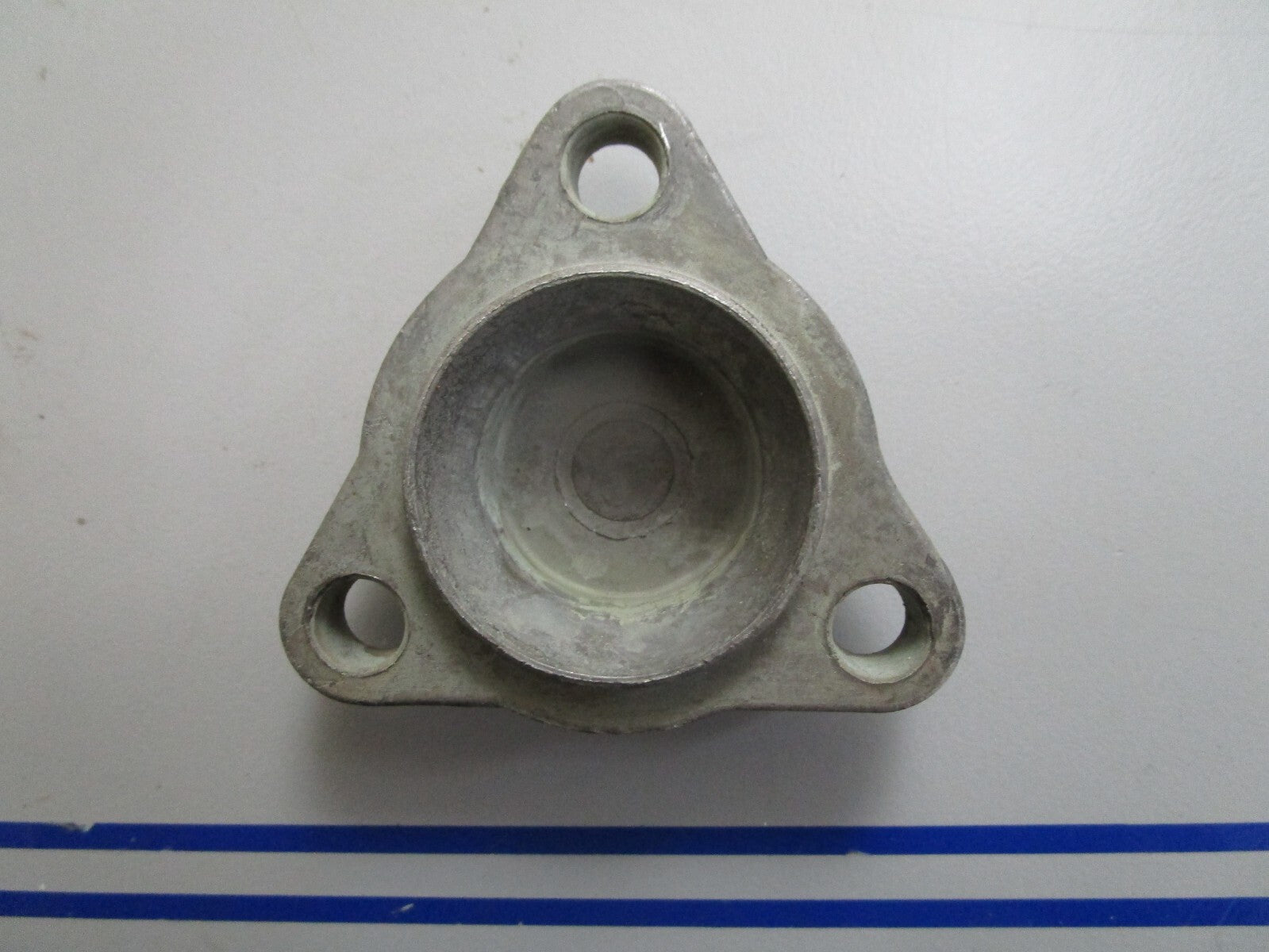*NEW OEM* 0820 OMC Johnson Evinrude Thermostat Cover 331189 0331189