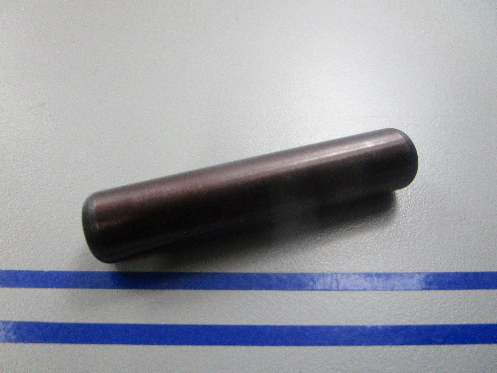 NEW OEM 3852545 Volvo Penta Locating Pin 0810