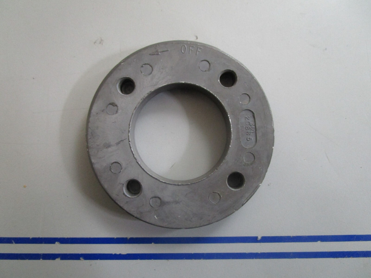 *NEW OEM* 0770 Mercury Gear Housing Cover 20865