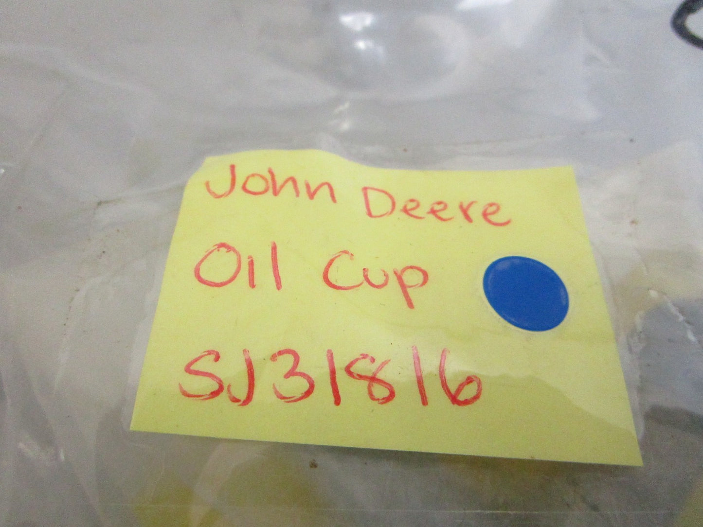 *NEW OEM* 0820 John Deere Oil Cup SJ31816