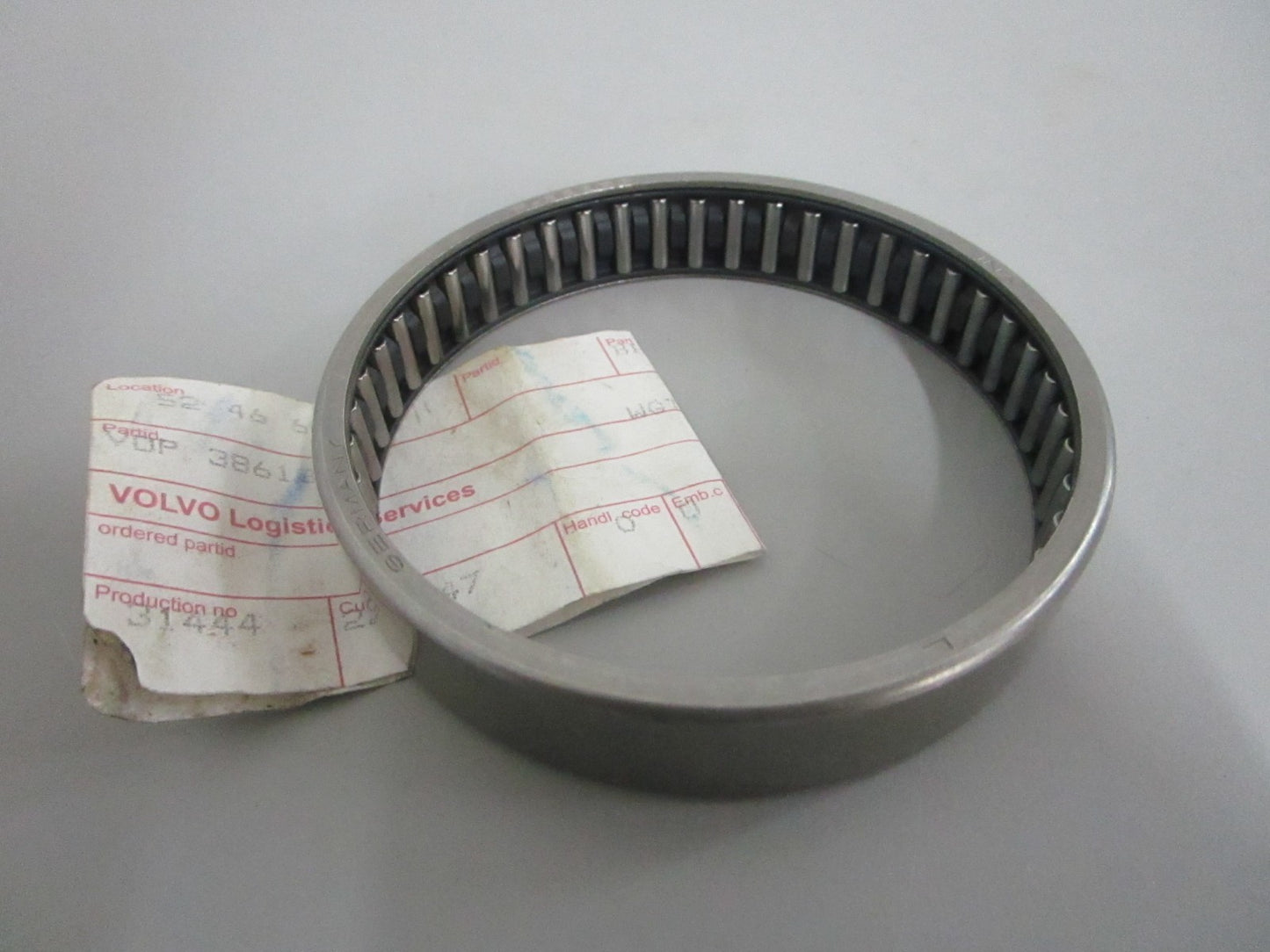 *NEW OEM* 0820 Volvo Penta Bearing 3861820