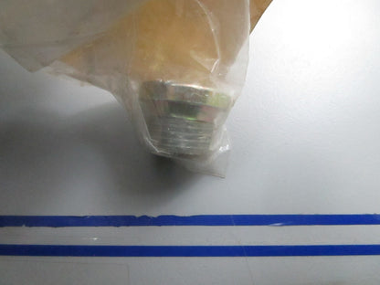 *NEW OEM* 0810 Bobcat Plug 6666400