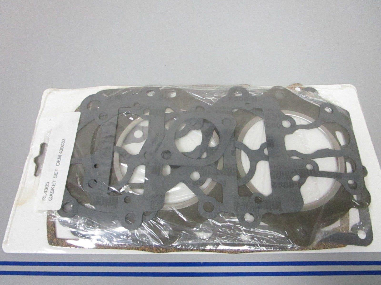 *NEW* 0720 Red Line Gasket Set RL4305 Replaces: Evinrude 439083