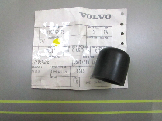 *NEW OEM* 0750 Volvo Penta RUBBER CAP 3852476