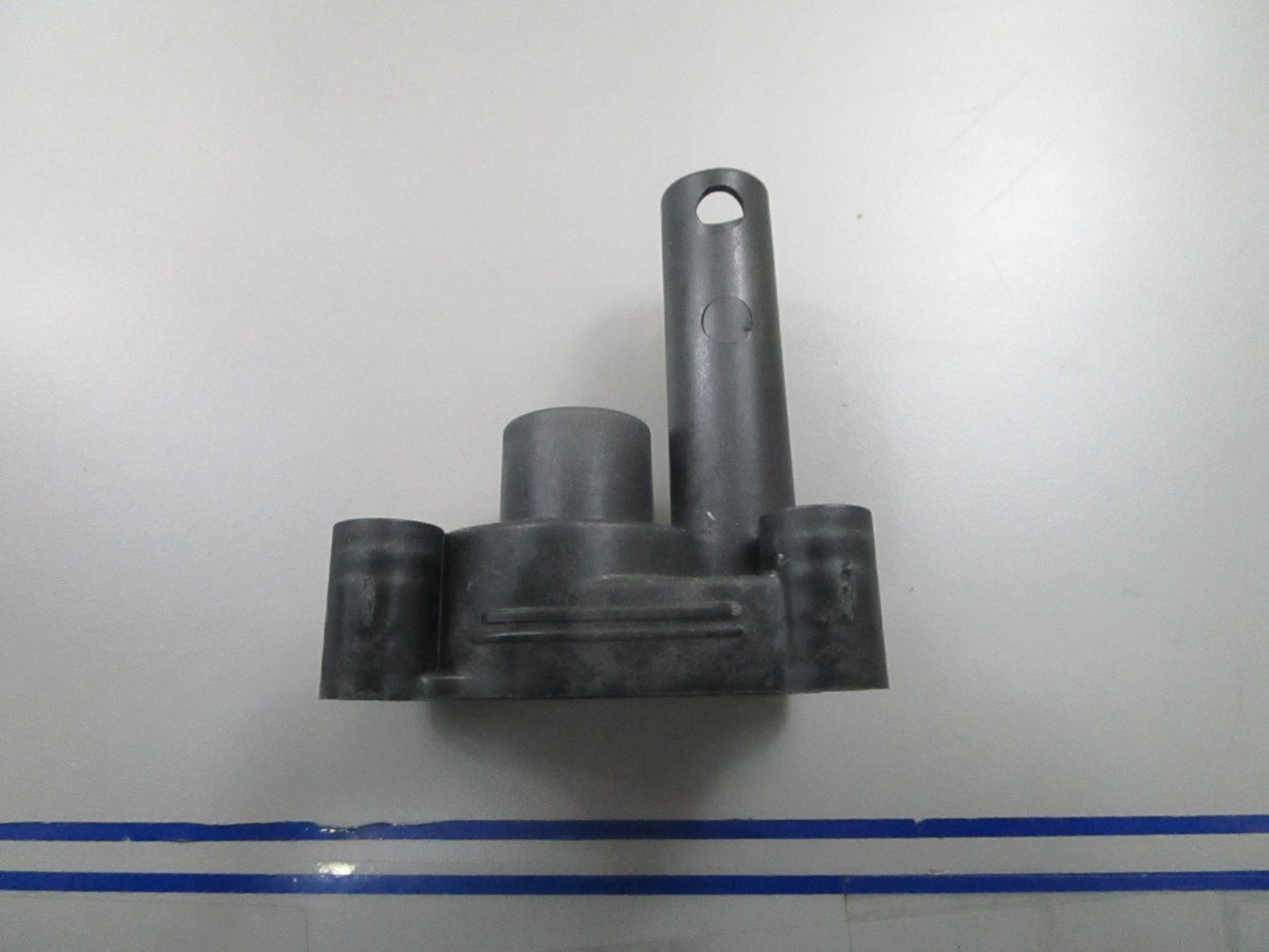 *NEW OEM* 0810 OMC Johnson Evinrude Impeller Housing 778264 0778264