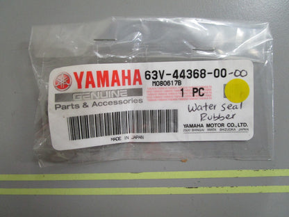 *NEW OEM* 0810 Yamaha Water Seal Rubber 63V-44368-00-00