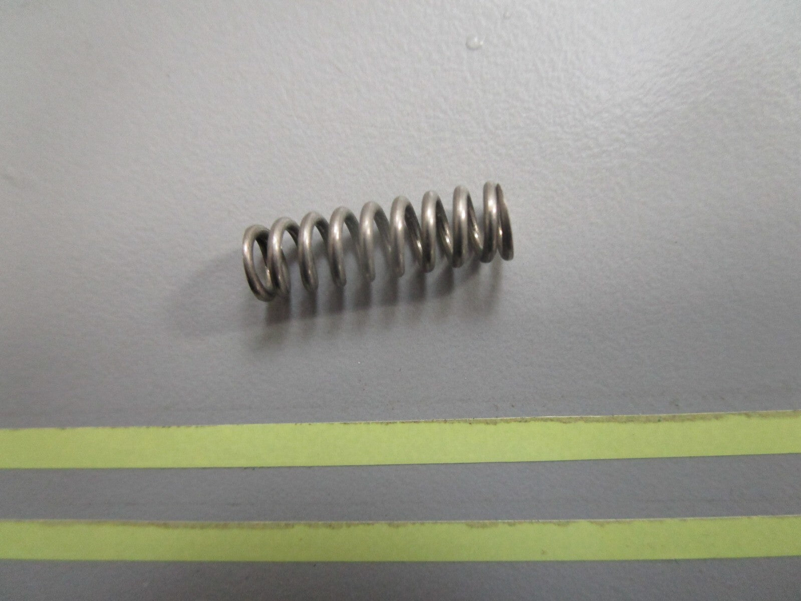 *NEW OEM* 0810 OMC Johnson Evinrude Detent Spring 316505 0316505