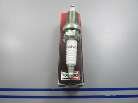NEW RC10ECC Champion Spark Plug 0810