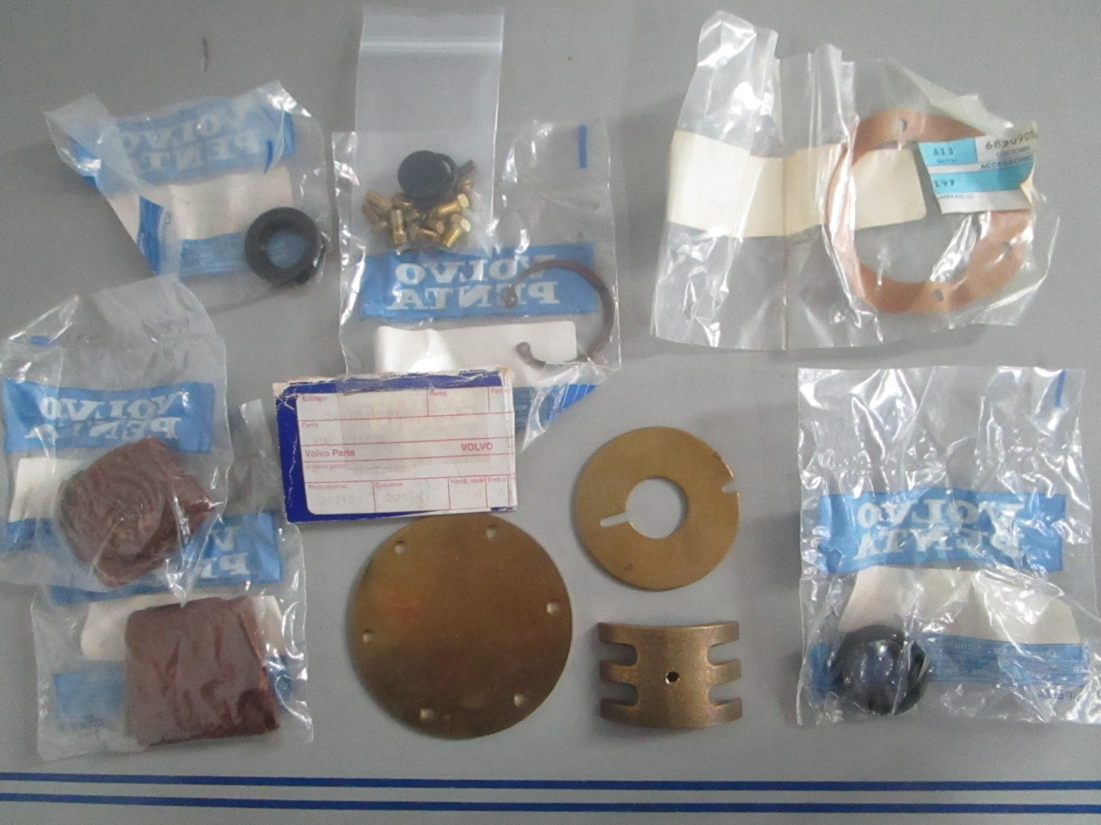 NEW OEM 876829 Volvo Penta Water Pump Kit 0820