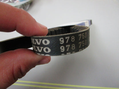 *NEW OEM* 0720 Volvo Penta V-Belt 978750