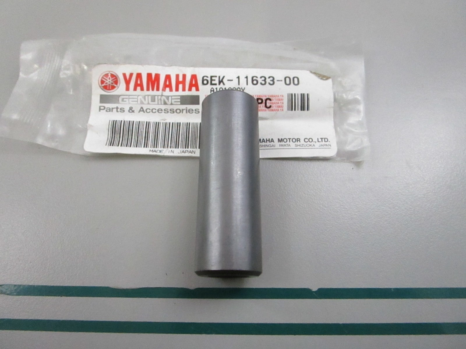 NEW OEM 6EK-11633-00-00 Yamaha Piston Pin 0810