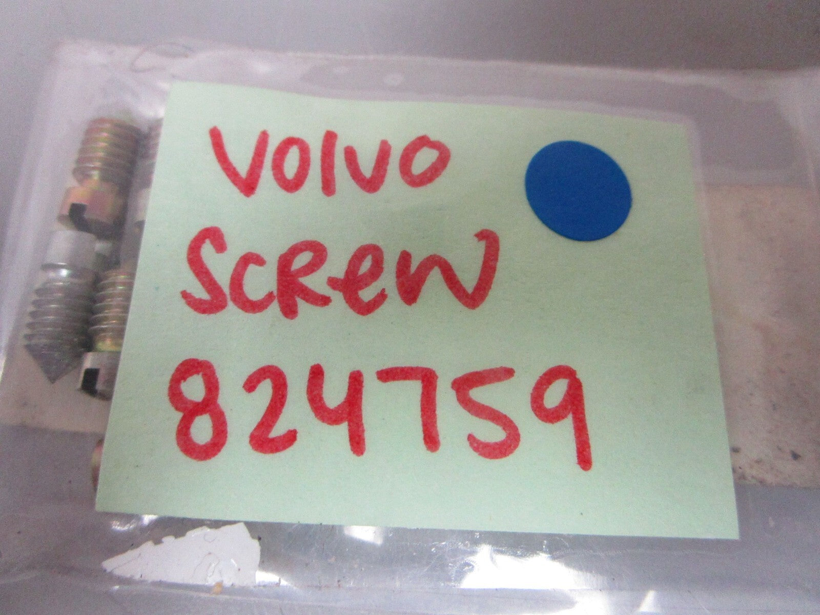 *NEW OEM* (LOT OF 2) 0770 Volvo Penta Screw 824759