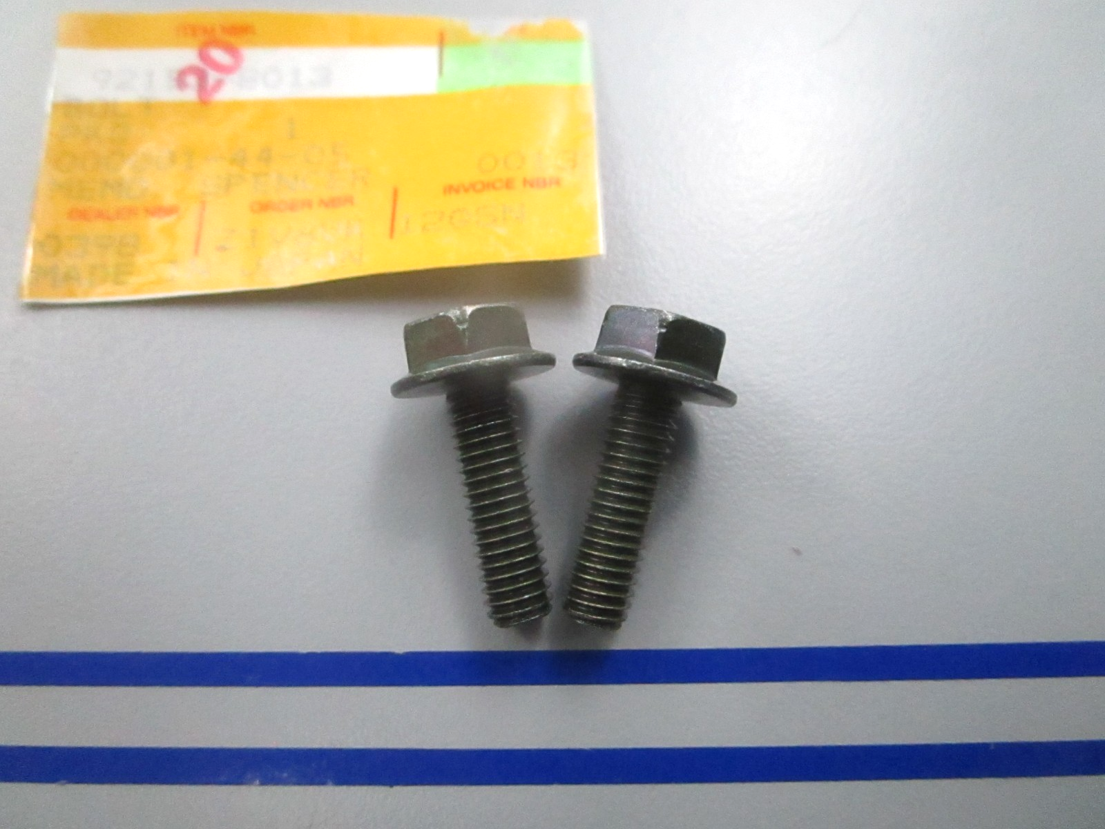 NEW OEM (LOT OF 2) Kawasaki 92153-S013 Bolt 0810