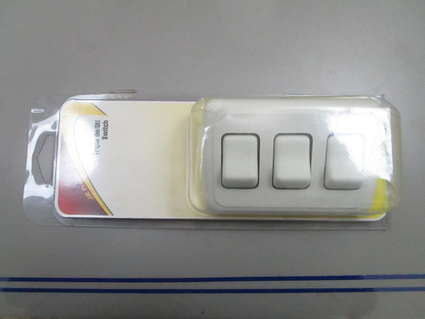 *NEW* 0780 JR Products White Triple On/Off Switch 12025