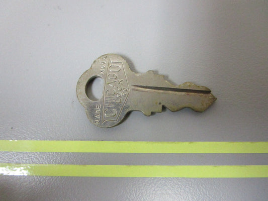 *NEW OEM* 0810 OMC Johnson Evinrude Ignition Key KF57 501572 0501572