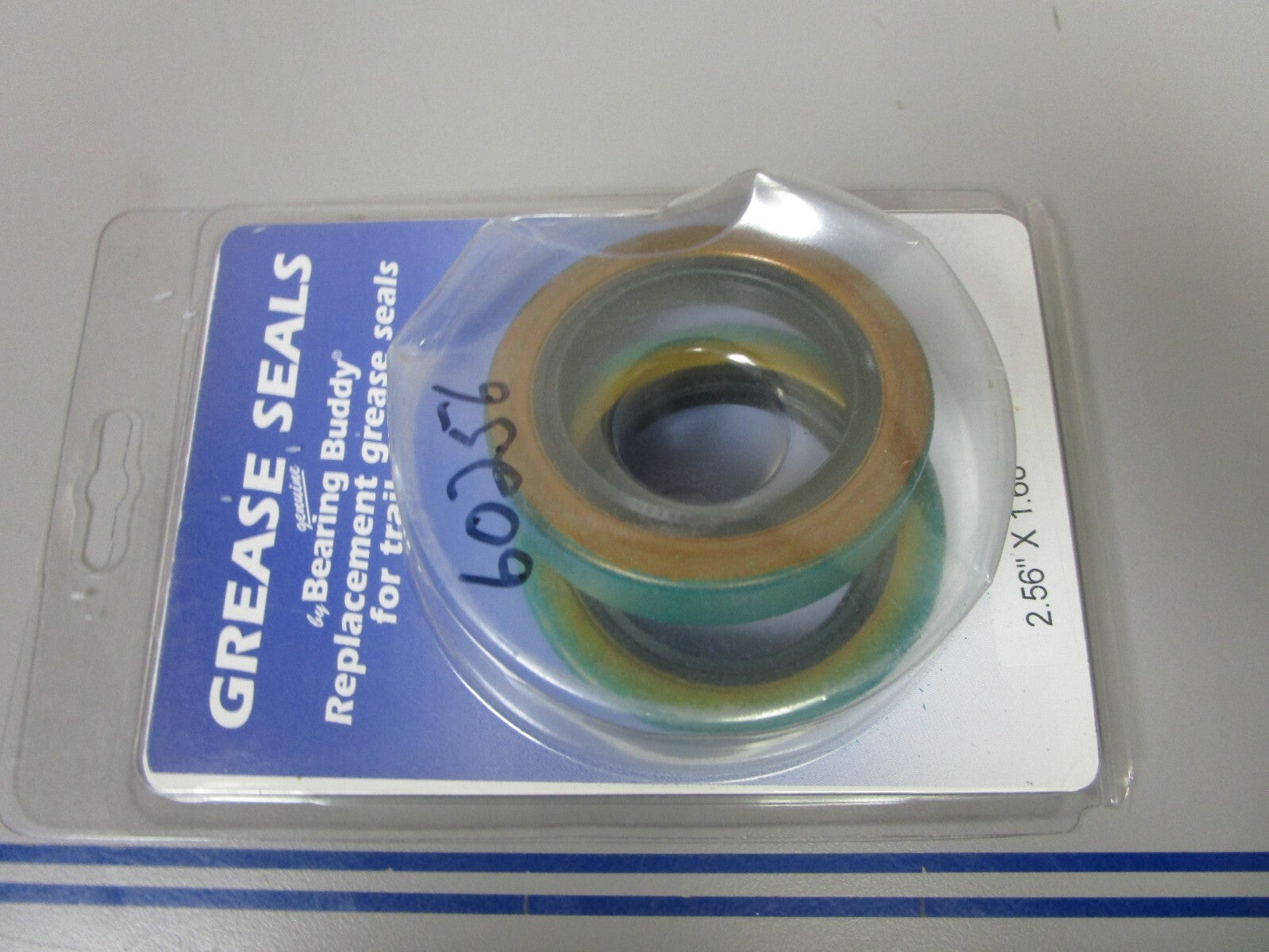 *NEW OEM* 0720 Bearing Buddy Grease Seal Set 60256