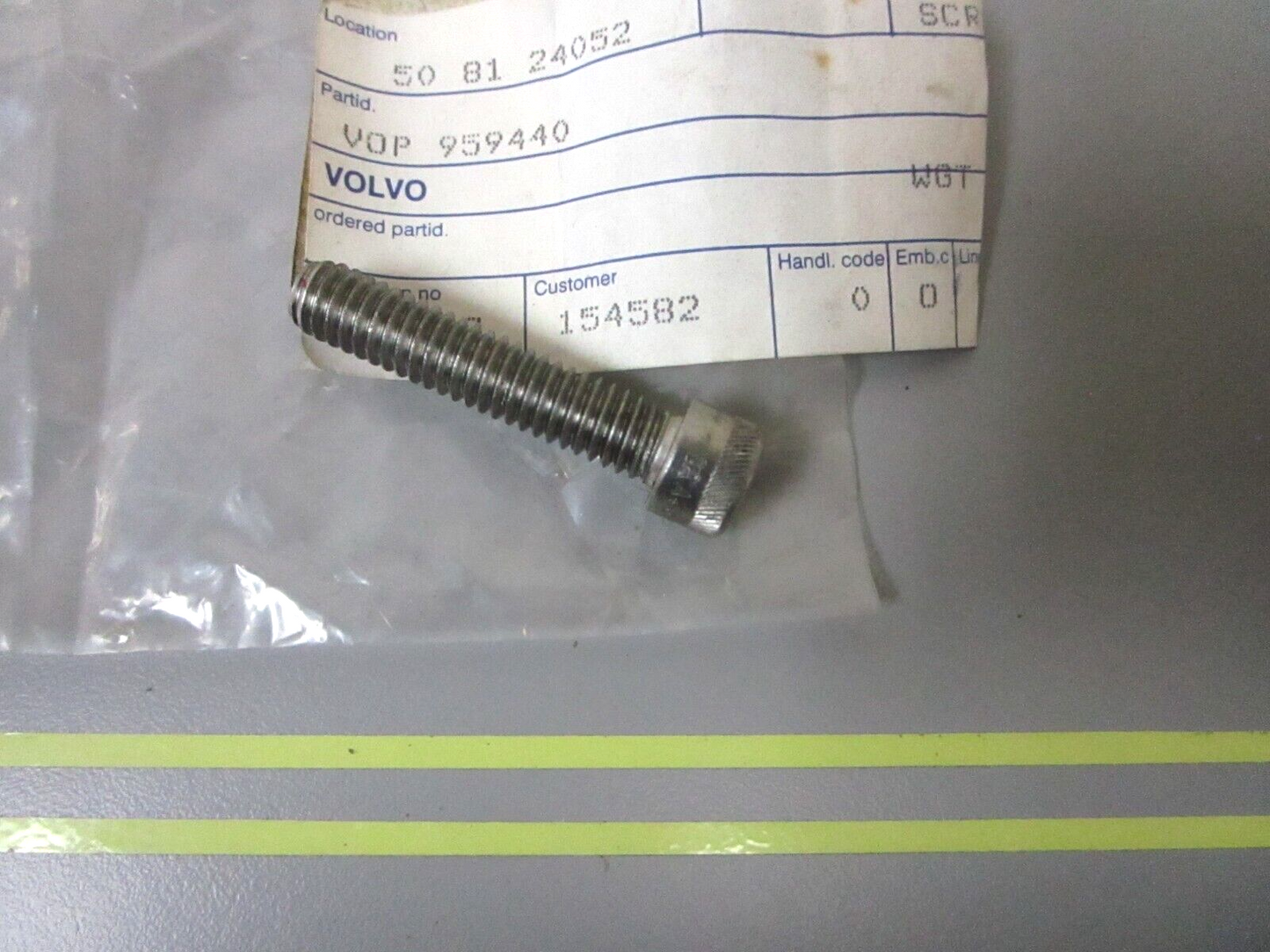 *NEW OEM* 0810 Volvo Penta Screw 959440