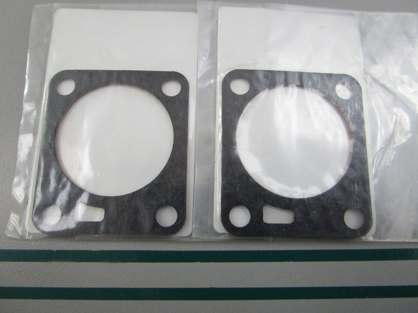 NEW OEM (LOT OF 2) 3C8-04028-0 3C8040280 Tohatsu Packing Body 0810