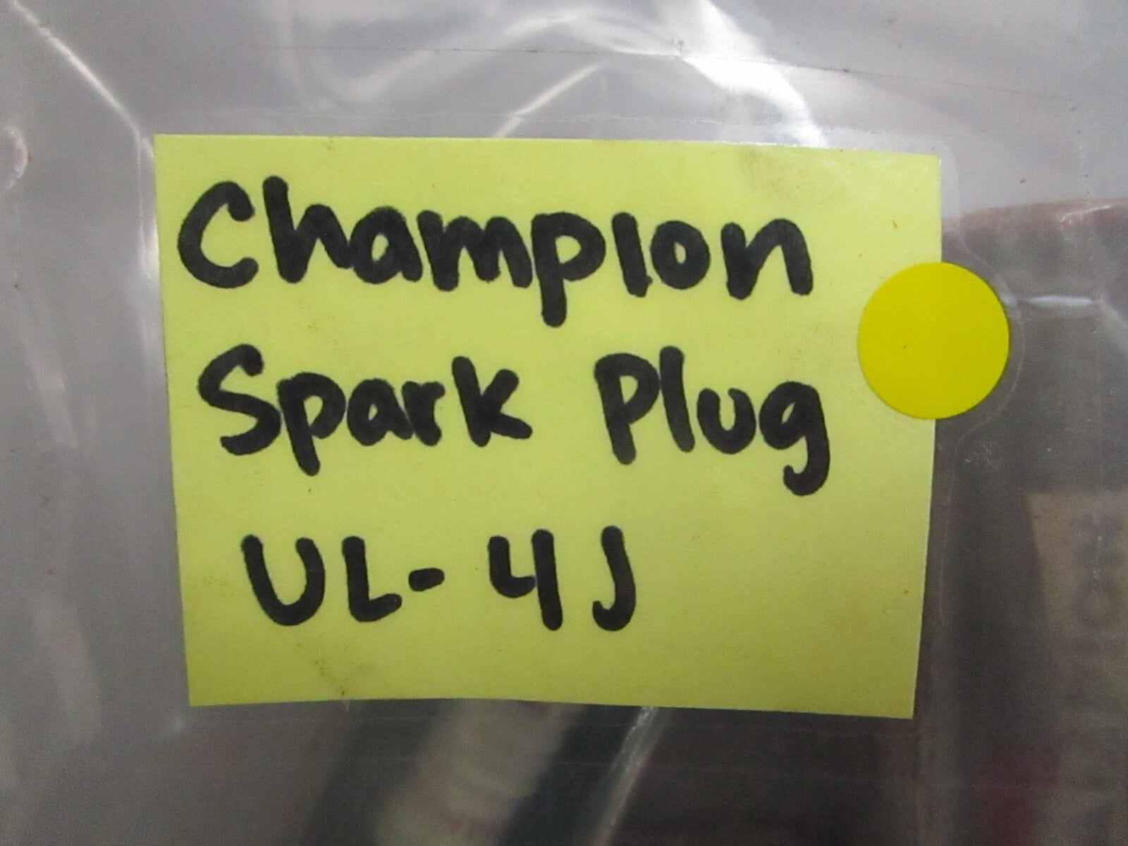 *NEW* 0810 Champion Spark Plug UL-4J