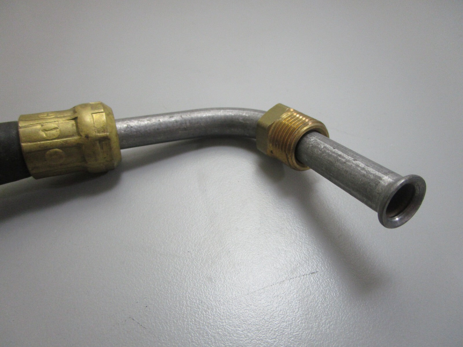 *NEW OEM* 0820 OMC Johnson Evinrude Hose 909975 0909975