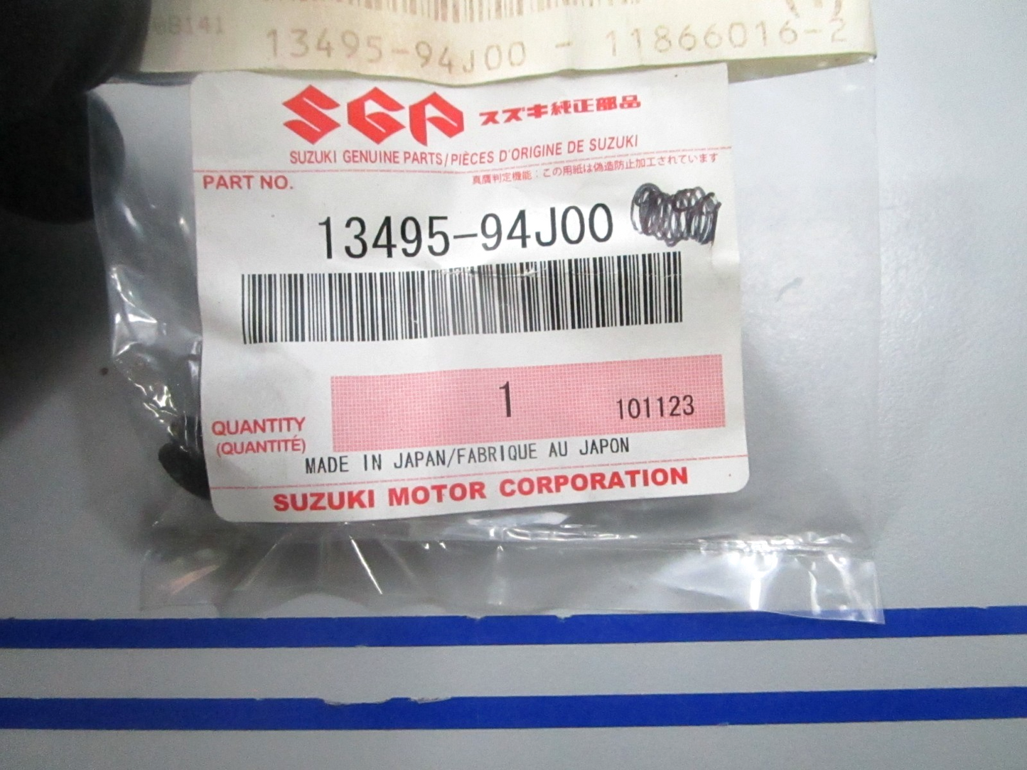 *NEW OEM* 0810 Suzuki Rubber Cap 13495-94J00