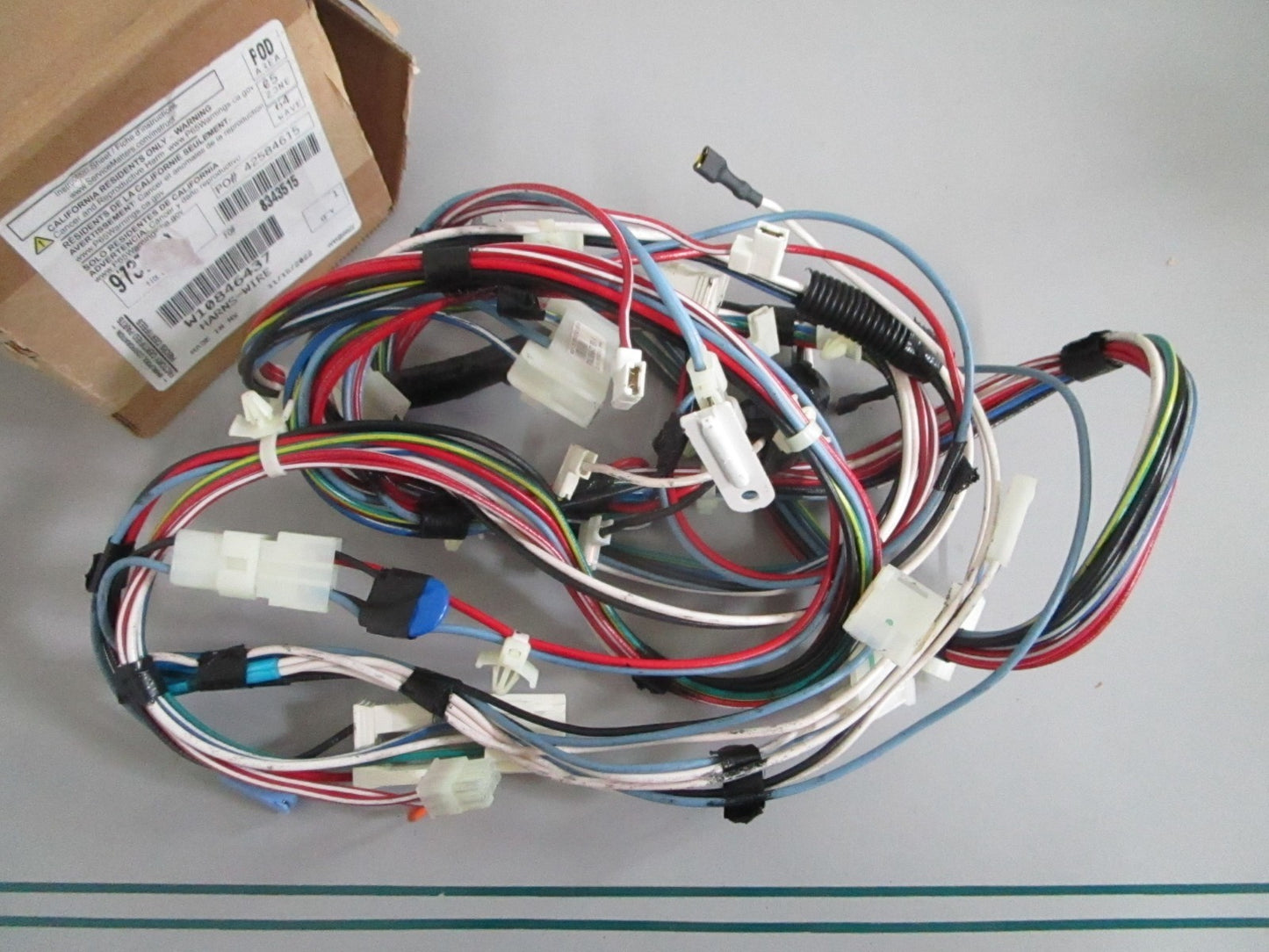 NEW OEM W10846437 Whirlpool Wire Harness 0820